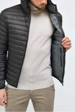 Colmar Gewatteerde Jassen Zwart Urban Style Hooded Down Jacket Black -Exporteren Colmar winkel 5e679e8e8543b73127c1f0bade70031d