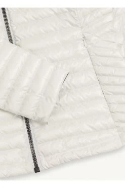 Colmar Gewatteerde Jassen Light Down Jacket With Fixed Hood White -Exporteren Colmar winkel ecc9728ef55f41b20e917ff5d46f7ff3